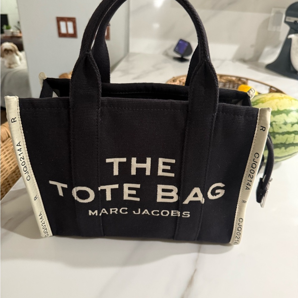 Marc Jacobs Black and Beige Tote